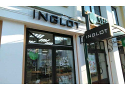 Inglot